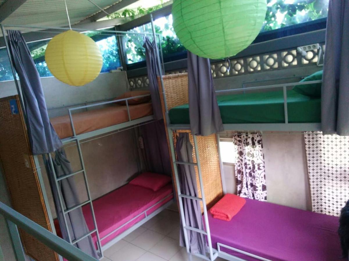 Condro Wulan Hostel Маланг Экстерьер фото