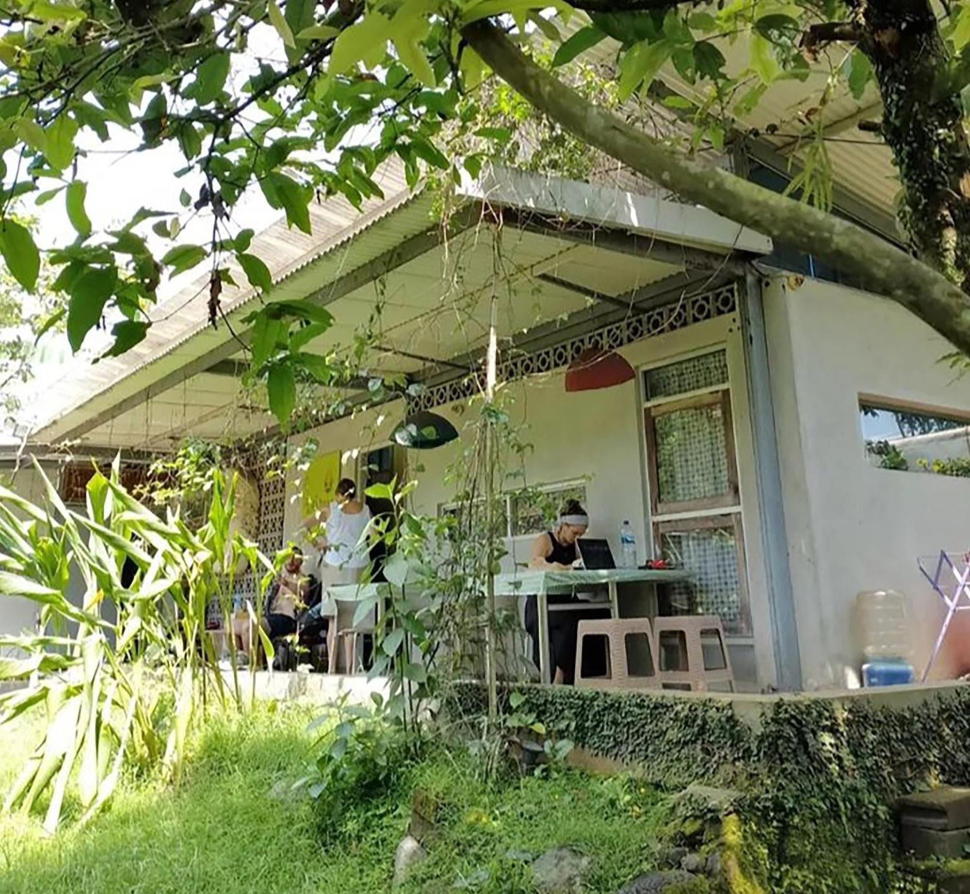 Condro Wulan Hostel Маланг Экстерьер фото